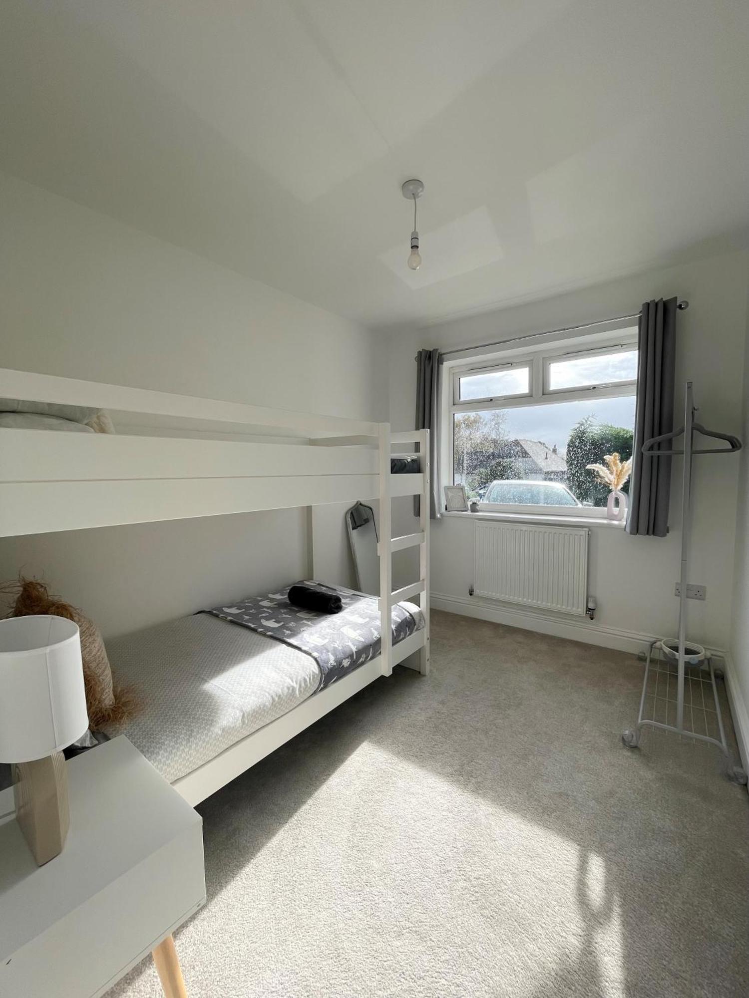 Modern, With Large Garden Holiday home Bournemouth